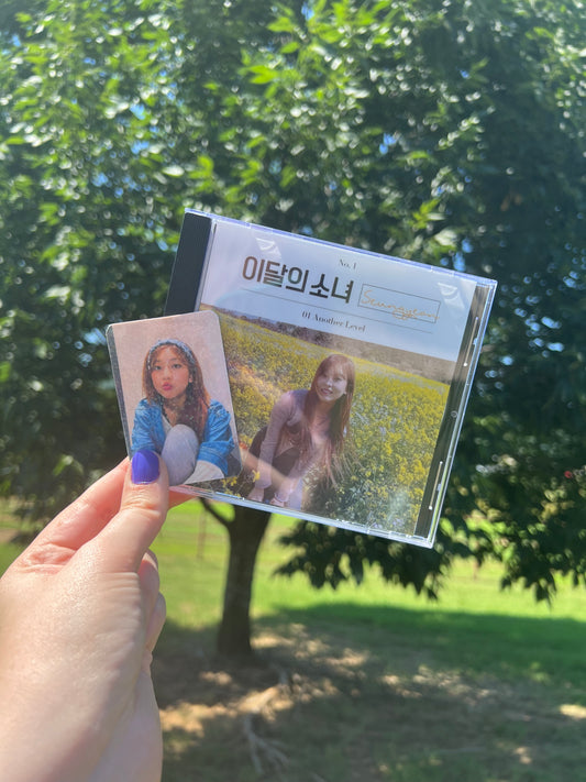 LOONA Custom Album